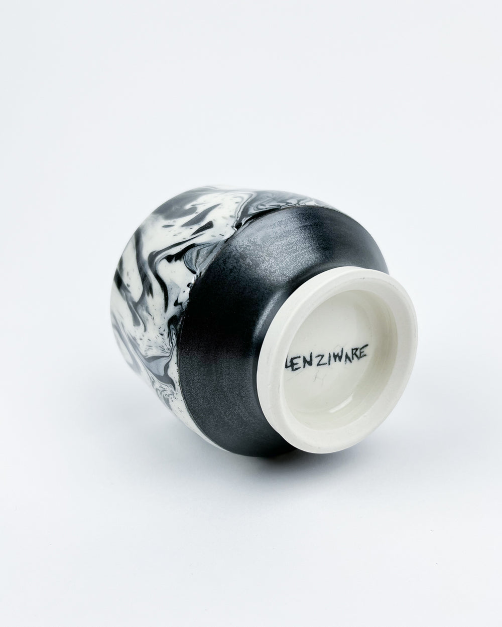 12oz Black and White Marbleware Tea Bowl