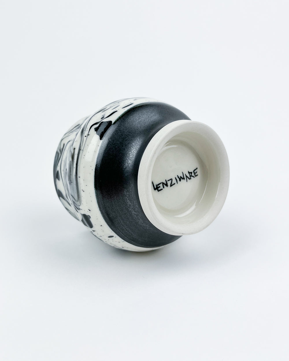16oz Black and White Marbleware Tea Bowl