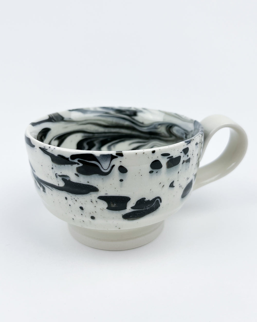 8oz Black and White Marbleware Mug